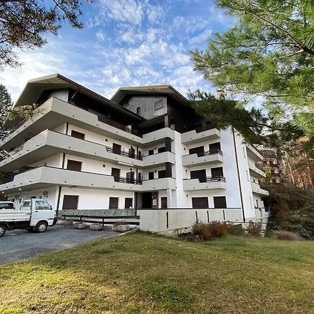 Il Rifugio Dello Sciatore A 200 M Dagli Impianti. * Aprica